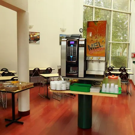 晚安酒店 2* 阿尔奎斯