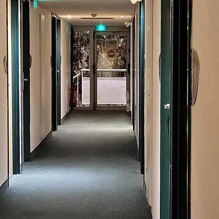Hotel Good Night